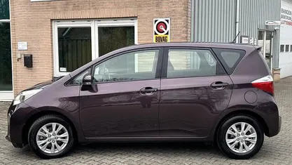 Occasion 2011 Toyota Verso-S Comfort MPV | € 5.295 (Eerlijke prijs)