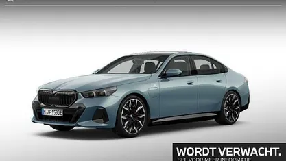 Occasion 2025 BMW 530e M Sport Sedan | € 64.800 (Eerlijke prijs)