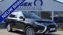 Gebruikt 2020 Mitsubishi Outlander Intense SUV | € 25.895 (Eerlijke prijs)