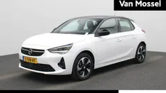 Wit Gebruikt 2023 Opel Corsa-e GS Line Hatchback | € 20.940 (Eerlijke prijs)