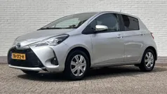 Grijs Gebruikt 2017 Toyota Yaris Design Hatchback | € 12.385 (Goede deal)