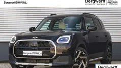 Gebruikt 2024 Mini Countryman Favoured SUV | € 46.875 (Eerlijke prijs)