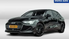 Zwart Gebruikt 2025 Audi A3 Sportback Proline Hatchback | € 37.950 (Eerlijke prijs)