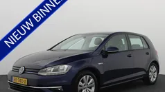 Blauw Gebruikt 2018 VW Golf VII Comfortline Hatchback | € 18.183 (Eerlijke prijs)