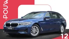 Blauw, metallic lak Gebruikt 2023 BMW 520 Stationwagen | € 37.450 (Super prijs)