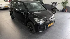 Zwart Gebruikt 2014 VW up! move up! Hatchback | € 5.750 (Eerlijke prijs)