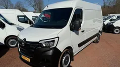 Wit Gebruikt 2020 Renault Master Van | € 15.450 (Goede deal)