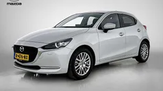 Wit Gebruikt 2022 Mazda 2 Luxury Hatchback | € 19.295 (Eerlijke prijs)