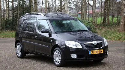 Zwart Gebruikt 2007 Skoda Roomster Comfort MPV | € 2.999 (Eerlijke prijs)