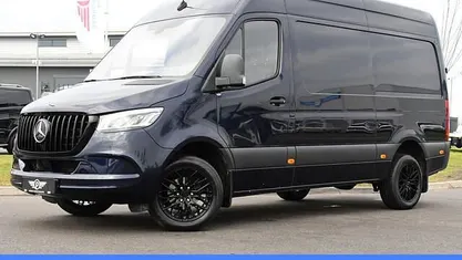 Occasion Mercedes Sprinter Edition 170 PK (125 kW) 2022 Blauw (metallic) Van