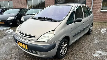 Occasion Citroën Xsara Picasso 95 PK (69 kW) 2003 Beige MPV