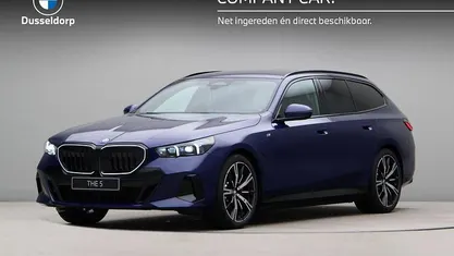 Occasion BMW 530e M Sport 299 PK (219 kW) 2025 Blauw Stationwagen