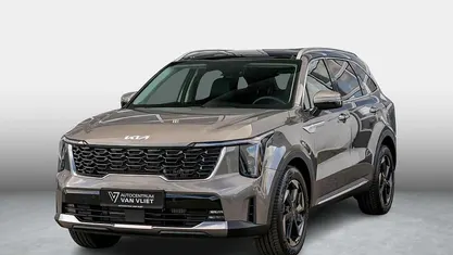 Occasion 2025 Kia Sorento SUV | € 58.885 (Eerlijke prijs)