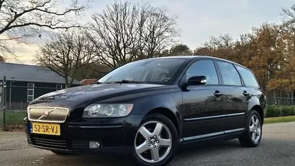 Zwart Occasion 2006 Volvo V50 Stationwagen | € 1.999 (Eerlijke prijs)
