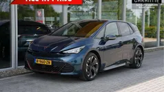 Blauw, metallic lak Gebruikt 2022 Cupra Born Hatchback | € 26.900 (Eerlijke prijs)
