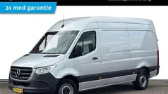 Zilver Gebruikt 2023 Mercedes Sprinter Van | € 34.950 (Eerlijke prijs)