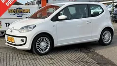 Wit Gebruikt 2012 VW up! high up! Hatchback | € 4.949 (Eerlijke prijs)
