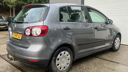 Grijs Gebruikt 2005 VW Golf Plus Cross MPV | € 1.250 (Goede deal)