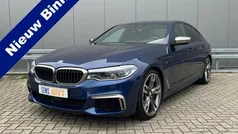 Blauw Gebruikt 2019 BMW M550 Executive Sedan | € 49.950 (Eerlijke prijs)