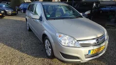Grijs Gebruikt 2009 Opel Astra Essentia Stationwagen | € 1.695 (Goede deal)