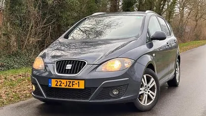 Grijs Gebruikt 2009 Seat Altea XL Style MPV | € 1.950 (Eerlijke prijs)