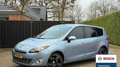 Blauw Occasion 2009 Renault Grand Scénic III Privilege MPV | € 3.900 (Eerlijke prijs)