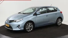 Gebruikt 2015 Toyota Auris Executive Hatchback | € 10.900 (Goede deal)