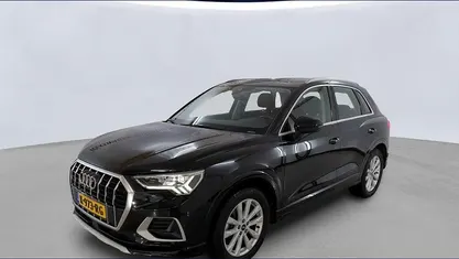 Zwart Occasion 2021 Audi Q3 Business SUV | € 24.450 (Super prijs)