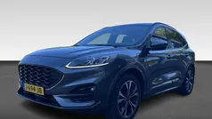 Grijs Gebruikt 2020 Ford Kuga ST-Line X SUV | € 21.930 (Eerlijke prijs)