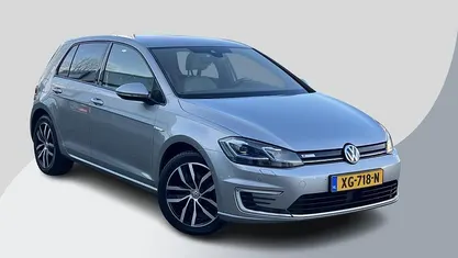 Occasion 2019 VW e-Golf Hatchback | € 11.900 (Eerlijke prijs)