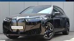 Zwart, metallic lak Gebruikt 2022 BMW iX Executive SUV | € 51.900 (Goede deal)