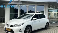 Wit Gebruikt 2014 Toyota Auris Hatchback | € 11.890 (Goede deal)