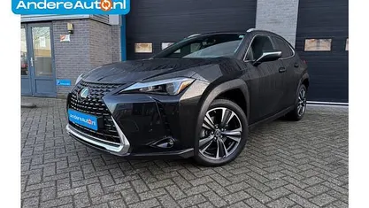 Occasion 2023 Lexus UX 250h SUV | € 34.995 (Eerlijke prijs)
