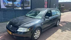 Zwart Gebruikt 2001 VW Passat Stationwagen | € 975 (Goede deal)