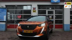 Oranje Gebruikt 2021 Peugeot 2008 GT SUV | € 18.950 (Eerlijke prijs)