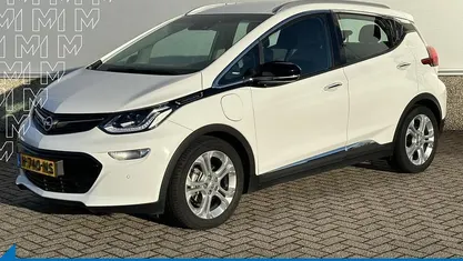 Wit Gebruikt 2020 Opel Ampera Business Hatchback | € 13.900 (Goede deal)
