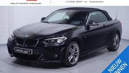Zwart Occasion 2017 BMW 218 Executive Cabriolet | € 17.600 (Goede deal)