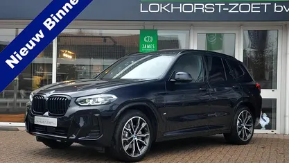 Zwart (metallic) Gebruikt 2023 BMW X3 Executive SUV | € 52.950 (Eerlijke prijs)