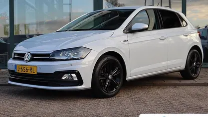 Wit Occasion 2020 VW Polo Highline Hatchback | € 18.395 (Eerlijke prijs)