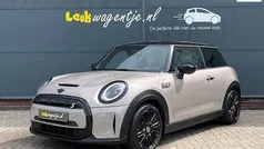Gebruikt 2022 Mini Cooper SE Hatchback | € 20.940 (Eerlijke prijs)