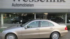 Beige, metallic lak Occasion 2002 Mercedes E500 Elegance Sedan | € 13.500 (Eerlijke prijs)