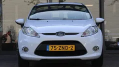 Wit Gebruikt 2013 Ford Fiesta Titanium Hatchback | € 6.745 (Eerlijke prijs)