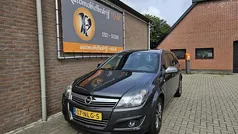 Grijs Gebruikt 2010 Opel Astra Cosmo Stationwagen | € 1.745 (Eerlijke prijs)