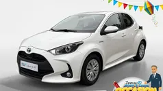 (040) Gebruikt 2021 Toyota Yaris Hybrid Comfort Hatchback | € 18.440 (Eerlijke prijs)