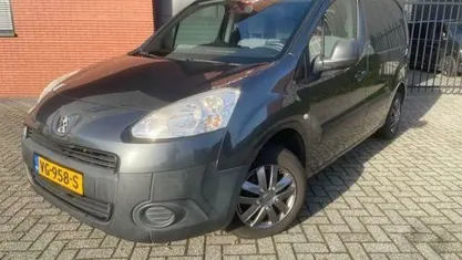 Occasion Peugeot Partner 90 PK (66 kW) 2014 Grijs MPV