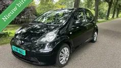 Zwart Gebruikt 2007 Toyota Aygo Hatchback | € 1.995 (Eerlijke prijs)