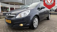 Blauw (metallic) Gebruikt 2007 Opel Corsa Enjoy Hatchback | € 3.900 (Eerlijke prijs)