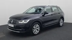 Zwart Gebruikt 2021 VW Tiguan Elegance SUV | € 29.835 (Eerlijke prijs)