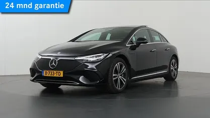 Zwart Occasion 2024 Mercedes EQE300 Business Sedan | € 47.850 (Eerlijke prijs)