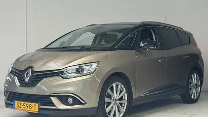 Beige Occasion 2018 Renault Grand Scénic IV Intens MPV | € 20.745 (Eerlijke prijs)